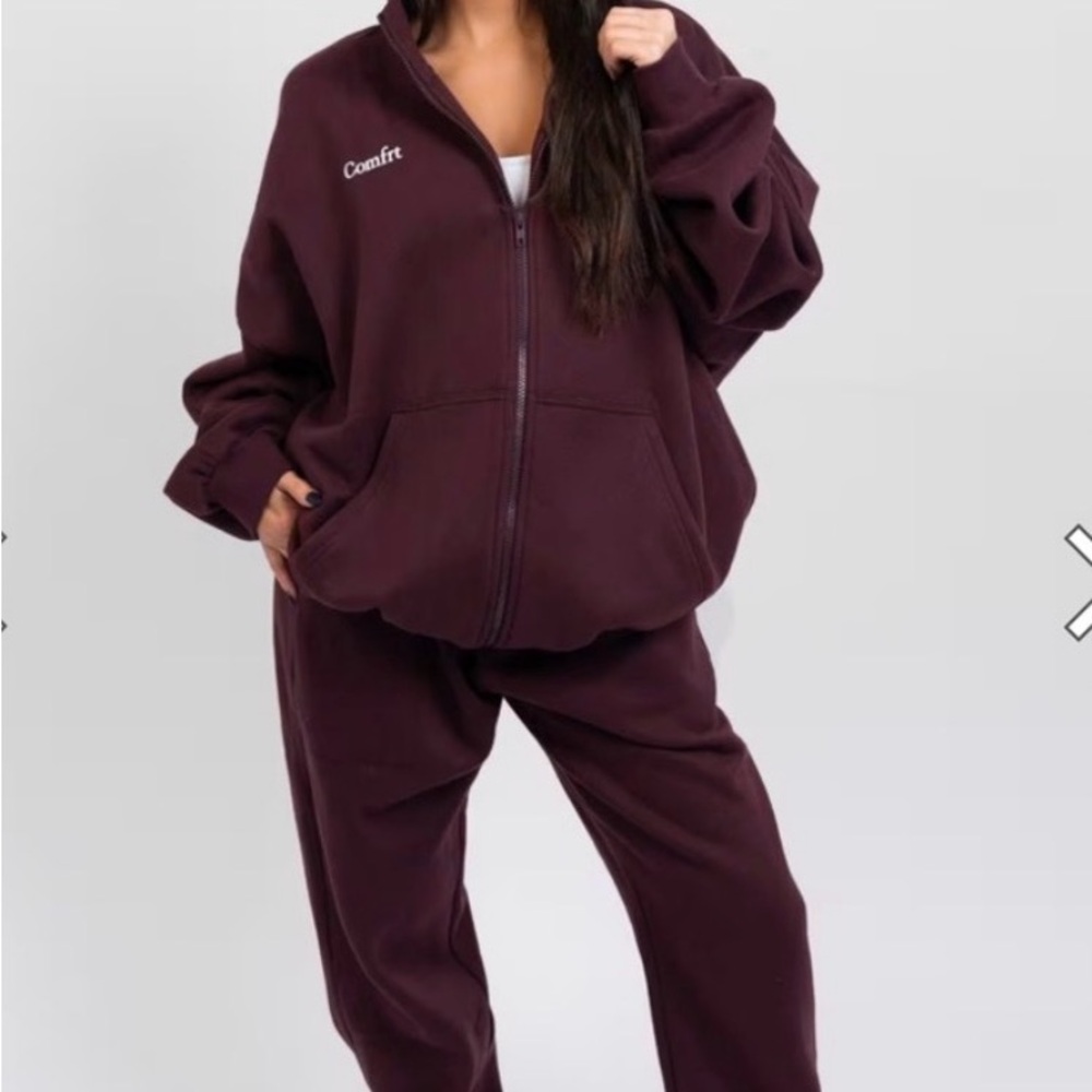 Comfrt Cloud Zip-Up Hoodie & Jogger Set - Deep Burgundy, Size M